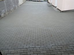 Hofeinfahrt